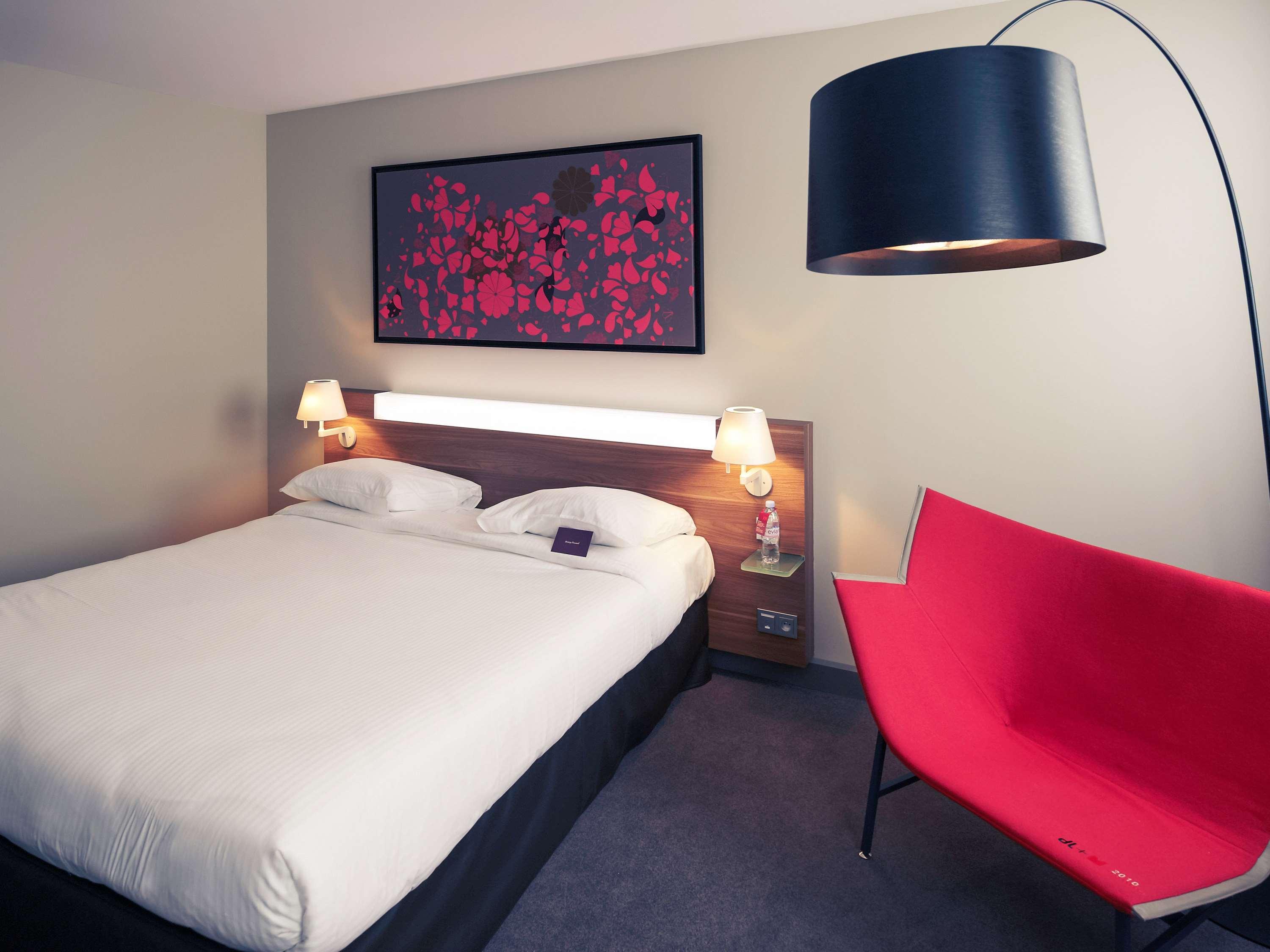 Mercure Cholet Centre Exterior foto