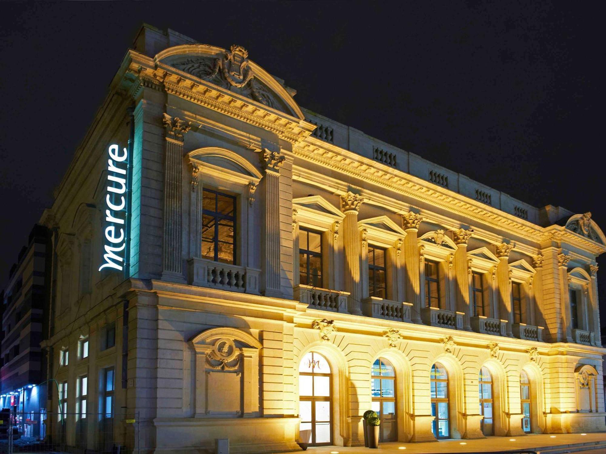 Mercure Cholet Centre Exterior foto