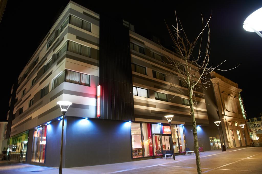 Mercure Cholet Centre Exterior foto